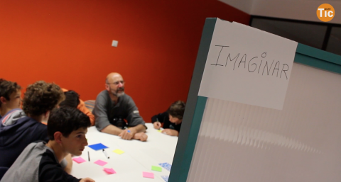 Collaborative Design for Smart Pupils