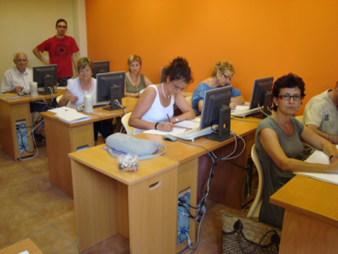 Foto d'un dels cursos al Telecolòni@