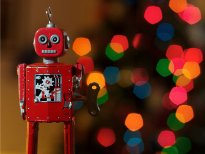 Robot. Imatge amb llicència CC BY-NC-SA 2.0 de Robert Parviainen: flickr.com/photos/rtv/3134821431