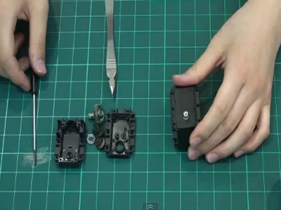 Taller robòtica amb OLLO. Fotograma del vídeo http://www.youtube.com/watch?v=BLHp5VEwo-c&list=UUvN4yqCWF3wDkbXOvQi6g-Q&index=2&feature=plcp