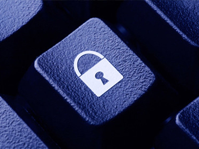 Teclat d'ordinador amb la icona de cadenat