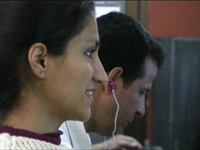 Imatge d'una alumna del taller de llengua i TIC "Parla.tic.cat" a l'Òmnia de Ripoll