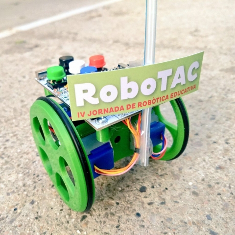 Un robot de la IV edició de RoboTAC