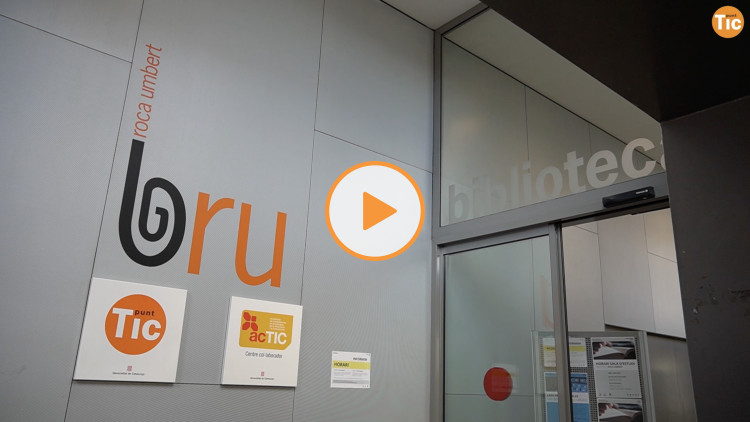 Imagen del Punto TIC de la Biblioteca Roca Umbert