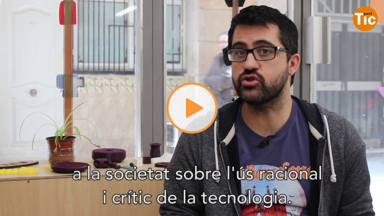 Embedded thumbnail for "La figura del dinamitzador social digital té identitat pròpia i s'ha de reconèixer"