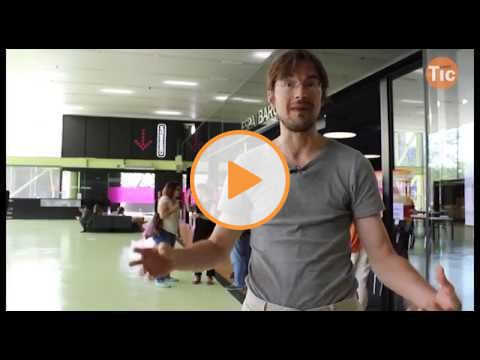 Embedded thumbnail for Què és la innovació social digital? Els i les expertes responen (2/2)