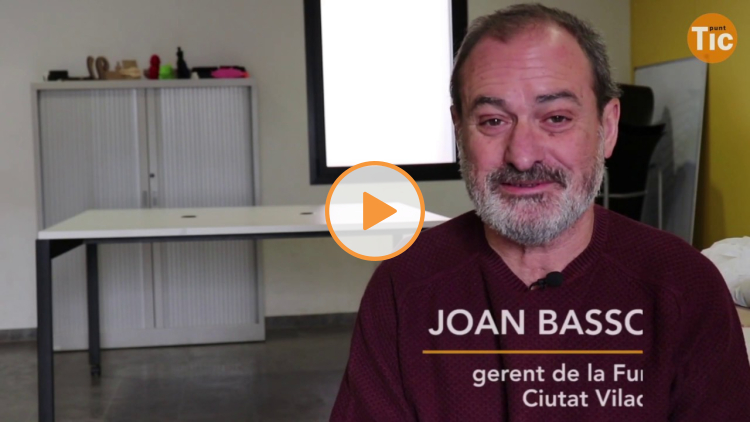 Embedded thumbnail for "Hem transformat una antiga aula d'informàtica en un espai de fabricació digital"